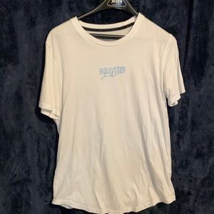 Hollister T-Shirt